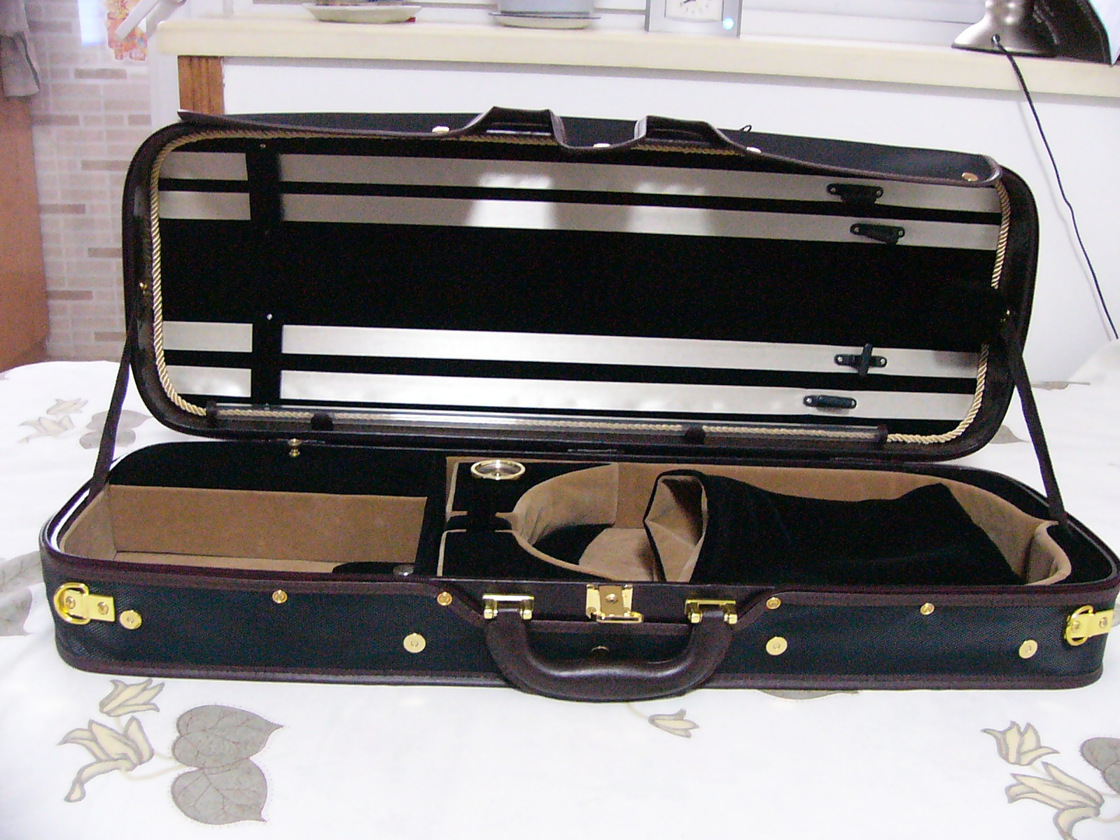 Chinese Violins Purely Hand Made Violin cases